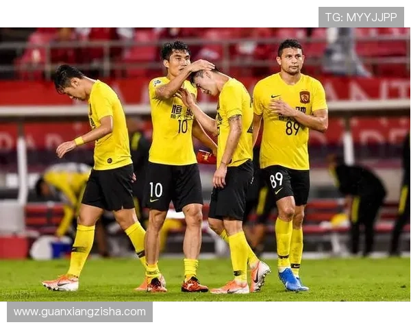 意外变动申花队长与亚冠MVP射手将于8月30日加盟亚泰引发热议 意外变动申花队长与亚冠MVP射手将于8月30日加盟亚泰引发热议